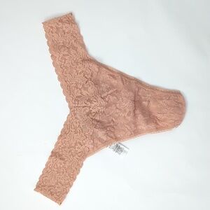 Hanky Panky Signature Lace Original Rise Thong - Pastel Tan